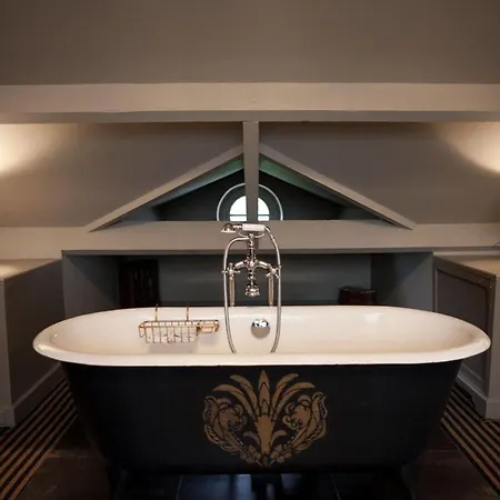 Particulier Montmartre 호텔 4*