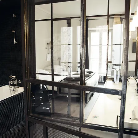 Particulier Montmartre Otel 4*