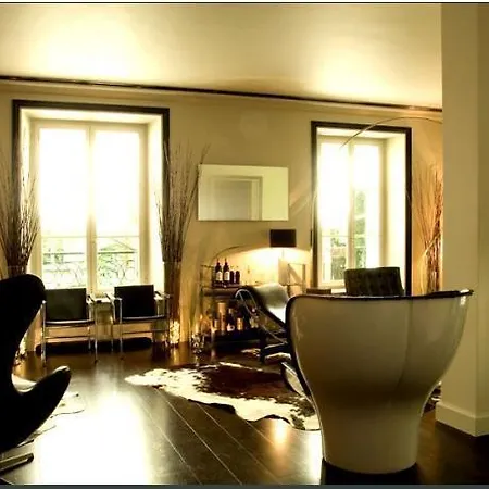 Particulier Montmartre 4* Parigi
