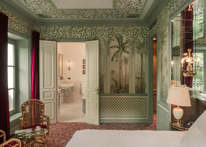 Hotel Particulier Montmartre 4*