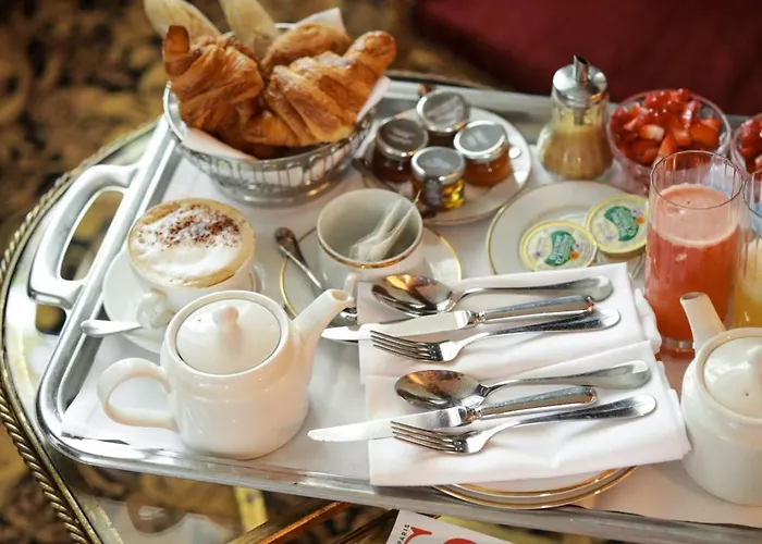 Hotel Particulier Montmartre 4*