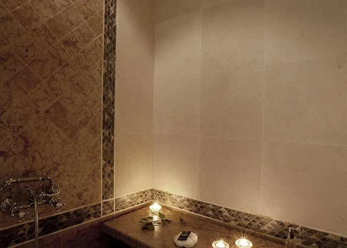 Particulier Montmartre 4*