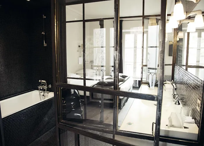 Particulier Montmartre Hotel 4*