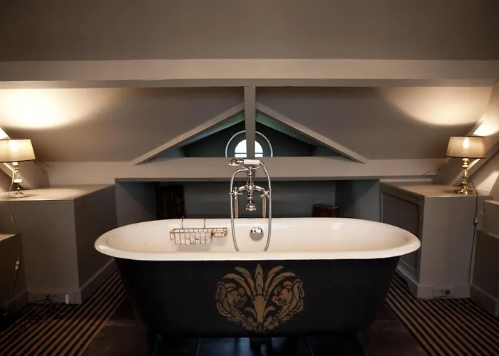 Particulier Montmartre Hotel 4*