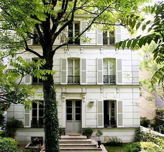 Particulier Montmartre Отель 4*